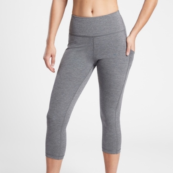 Athleta Ultimate Stash Pocket Capri - Picture 2 of 3
